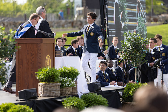 graduation22_diplomas_gh_0689