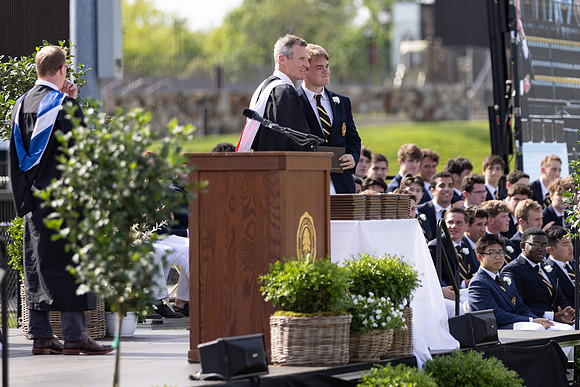 graduation22_diplomas_gh_0599