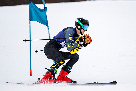 ski_2022-02-01_dburns_4026