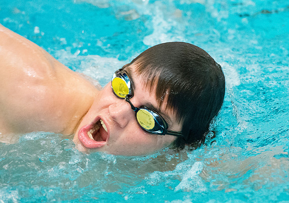 swimming_2016-01-06_dburns_3583