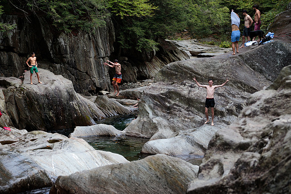 randolphvt1819_trip01_warrenfalls_bdf_2615