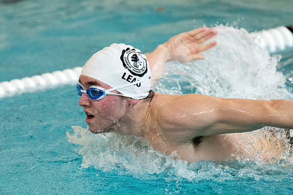 swimming_2021-01-06_dburns_0716