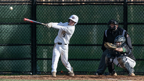 baseball_jv_2022-04-19_dburns2_0929
