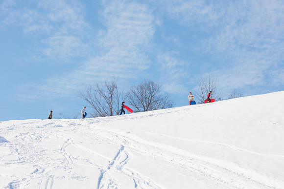 randolphvt2122_trip07_sledding_bdf_1028
