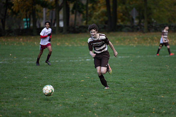hc21_soccer_9s_gh_0011