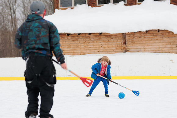 randolphvt2122_trip07_broomball_bdf_0515