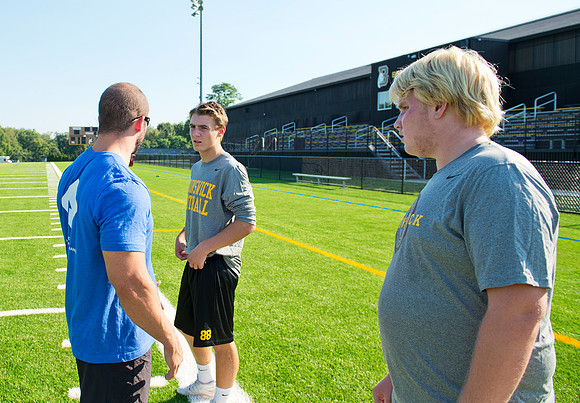 football_2015-09-18_navyseals_dburns)_6509