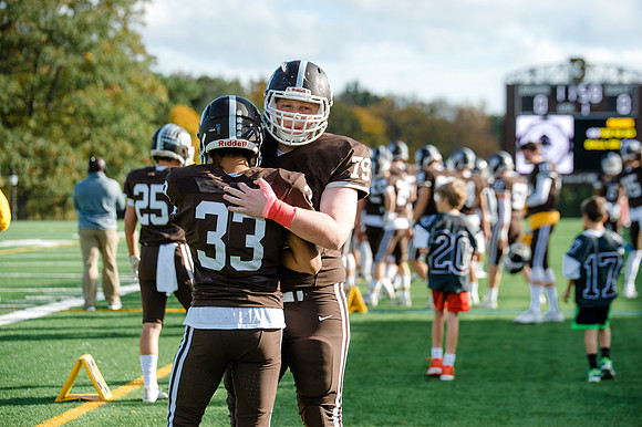 hc17_football_hp_1869