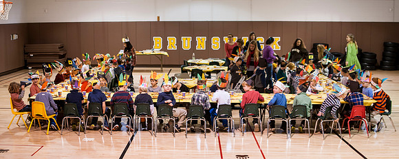 tday_feast_ps_0779-0800pano