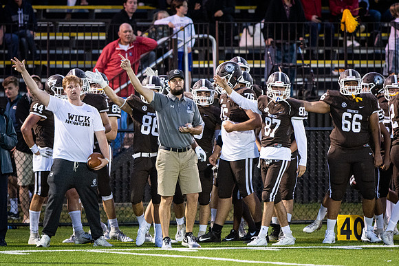 football_2019-09-27_wkl_8250