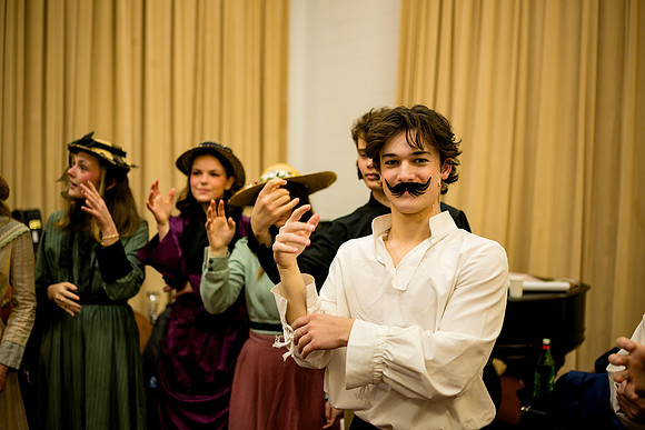 hmspinafore_springmusical25_sat1_us_ah_0016
