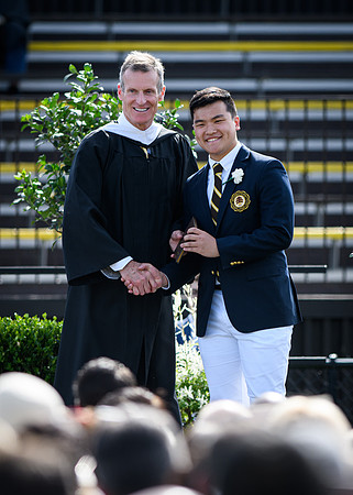 graduation22_diplomas_wkl_0859