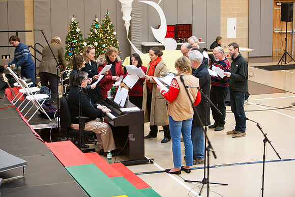 holidayassembly_all_mkras_9411