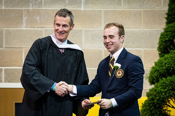 graduation19_wkl1_0244