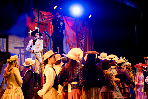 hmspinafore_springmusical25_sat1_us_ah_0162