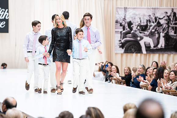fashionshow19_runway_wkl_1169