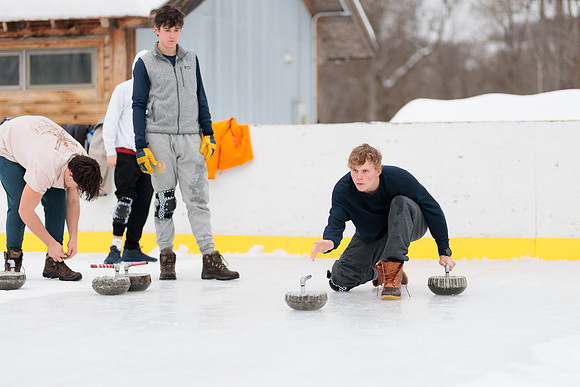 randolphvt2122_trip07_curling_bdf_0594