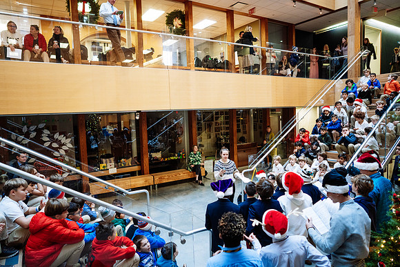 boysofbrunswick_caroling_ms_jk_3296