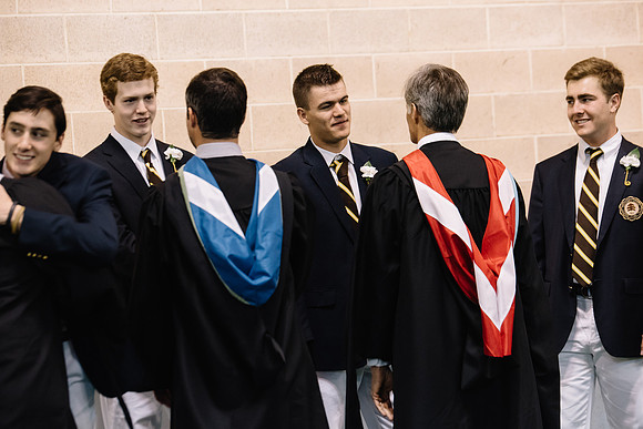 graduation16_hp_9728