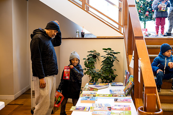 alumni_adc_toydrive24_horizons_ah_0049