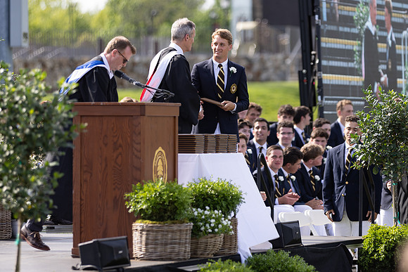 graduation22_diplomas_gh_0632