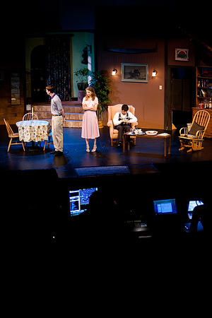 theforeigner_springplay_us_mkras_0031