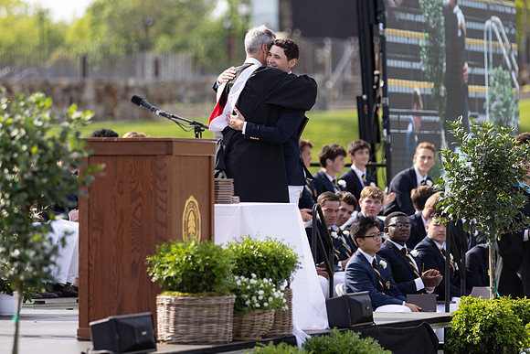 graduation22_diplomas_gh_0712