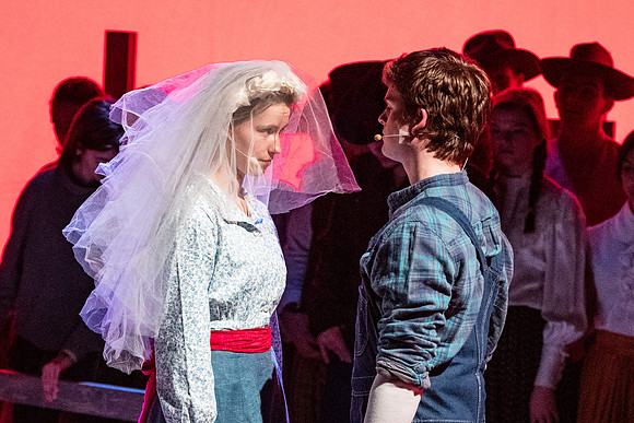 oklahoma_wintermusical_us_dburns_0704