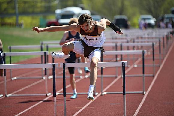 trackfield_2025-04-23_cp_2437