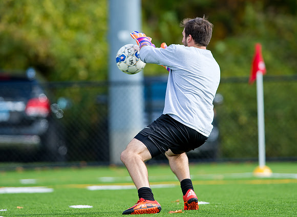 hc15_alumsoccer_dburns_3481