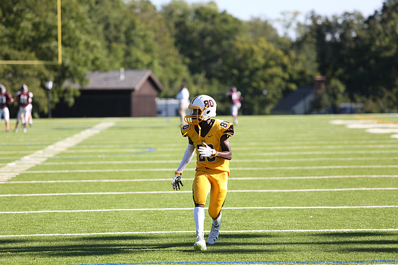 football_jv_2015-09-15_jfess_0690