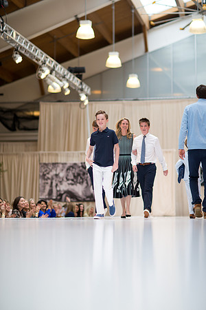 fashionshow19_runway_mk_0205