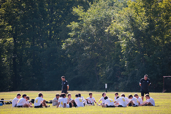 randolphvt2223_tripsoccerpre_game_bdf2_0413
