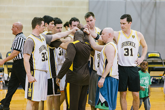 alumni_vs_varsitybball_jk_3141