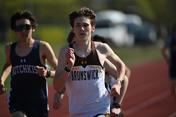 trackfield_2025-04-23_cp_3554