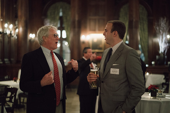 alumni_holidayparty16_jk_5095