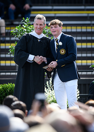 graduation22_diplomas_wkl_0976