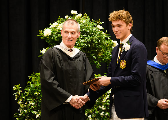 graduation25_diploma_wkl1_4493
