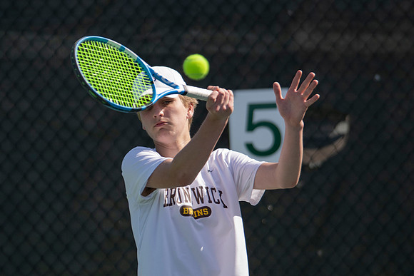tennis_jv_2022-04-13_dburns_6770