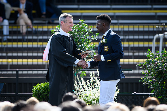 graduation22_diplomas_wkl_0529