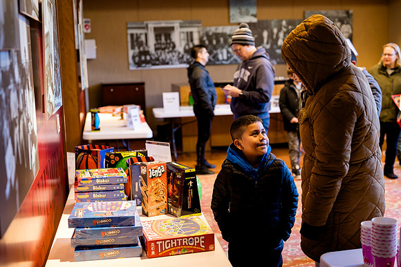 alumni_adc_toydrive24_horizons_ah_0070