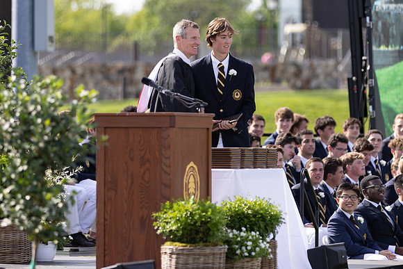graduation22_diplomas_gh_0540