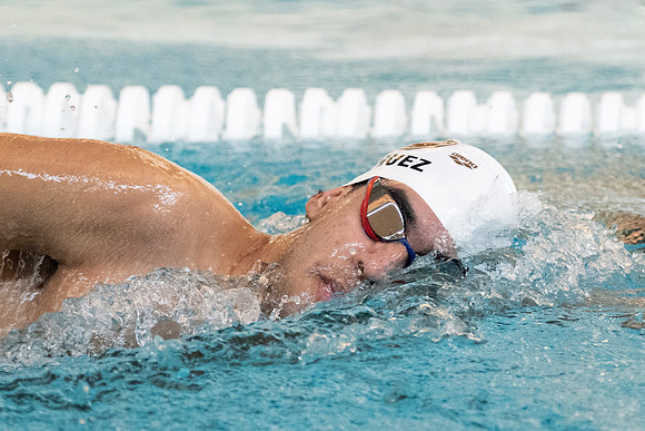 swimming_2021-01-06_dburns_0906