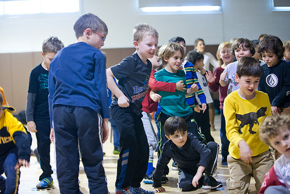 hugatuga_ps_mkras_0155