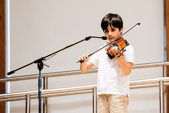 talentshow_gr1-2_hp_2253