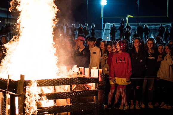 hc17_bonfireworks_wkl_2124