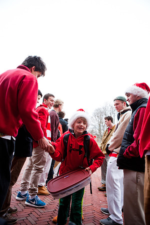 holiday_handshake_kras_0108