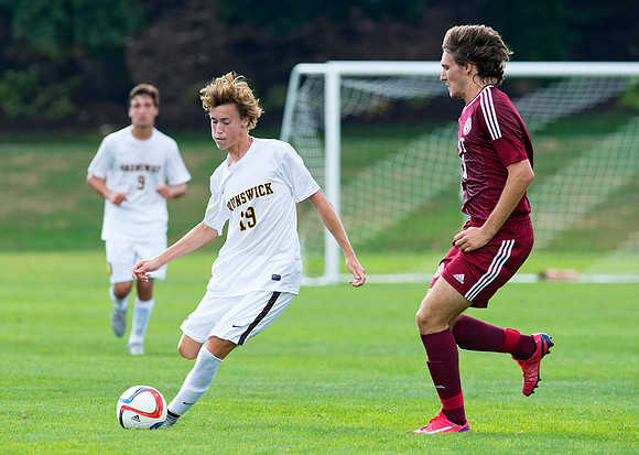 soccer_2015-09-19_dburns_6813