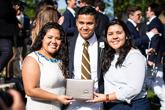 graduation19_wkl1_0607