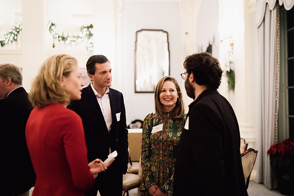 alumni_holidayparty19_jk_2440